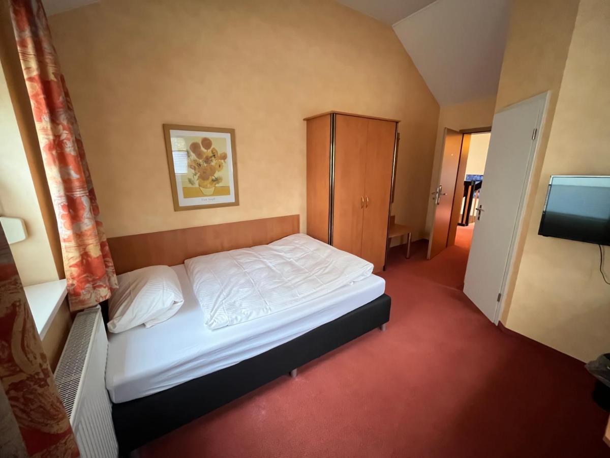 Landhotel Ritter-Post Angelbachtal ภายนอก รูปภาพ